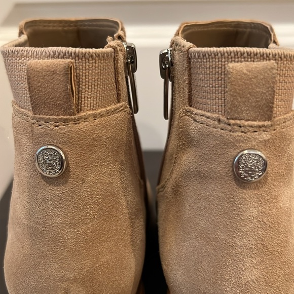 Vince Camuto Dustelie Ankle Boots - Picture 5 of 13